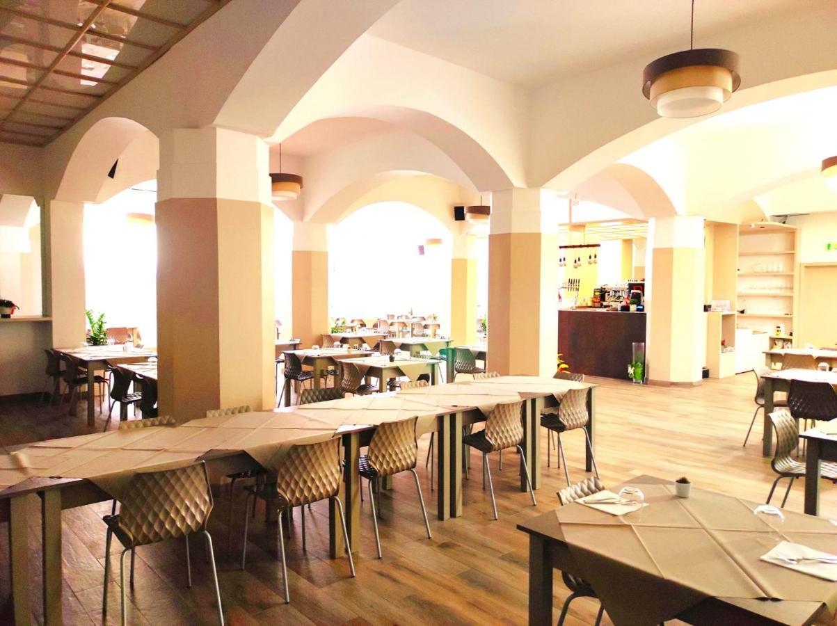 Hotel Touring Фальконара-Мариттима Экстерьер фото