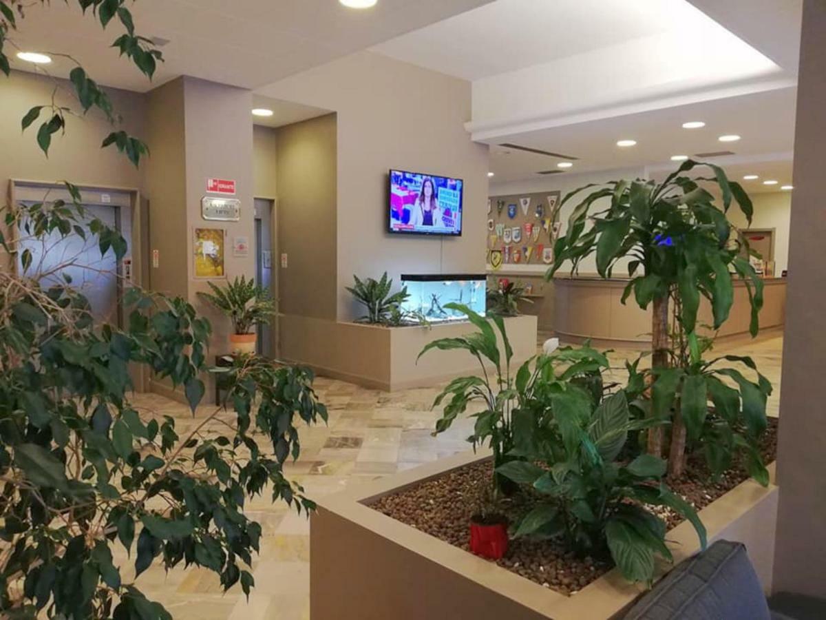 Hotel Touring Фальконара-Мариттима Экстерьер фото